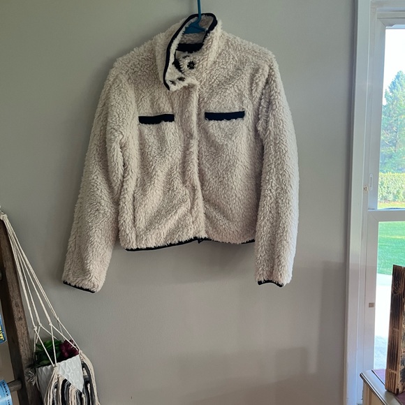 Thread & Supply Jackets & Blazers - Thread & supply fuzzy jacket ❤️